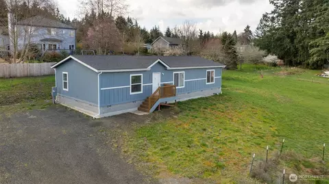10206 SE Grandview St, Port Orchard, WA 98366
