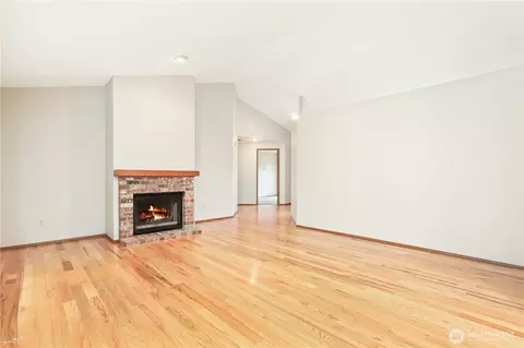 Living - 18309 26th Dr SE, Bothell, WA 98012 photo 5 of 10