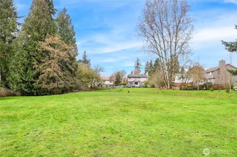 Exterior - 18309 26th Dr SE, Bothell, WA 98012 photo 6 of 6