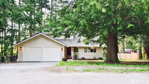 5392 April Dr, Langley, WA 98260