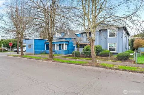 441 445 Smithers Ave S, Renton, WA 98057