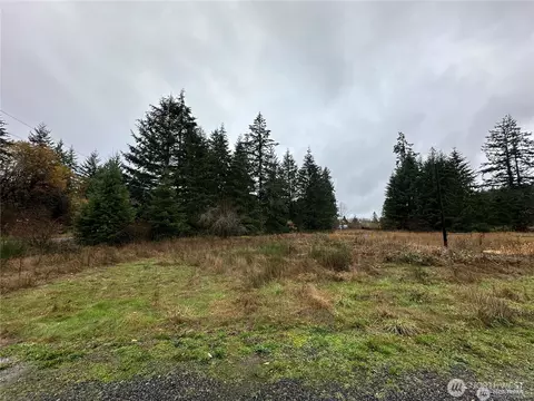 144 Avery Rd #A, Chehalis, WA 98532