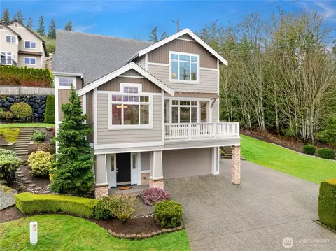 917 Bear Ridge Ct NW, Issaquah, WA 98027