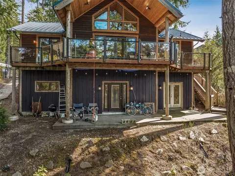 Exterior - 390 Emerald Lake Dr E, Grapeview, WA 98546 photo 6 of 7