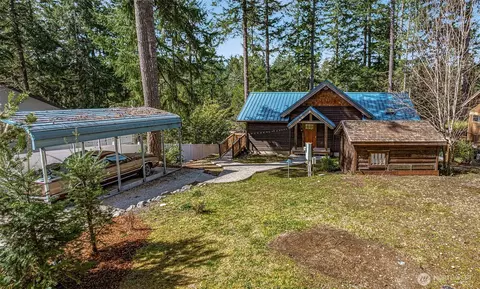 Exterior - 390 Emerald Lake Dr E, Grapeview, WA 98546 photo 5 of 7