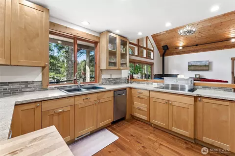 Kitchen - 390 Emerald Lake Dr E, Grapeview, WA 98546 photo 1 of 4