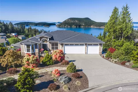4122 Ellisport Pl, Anacortes, WA 98221
