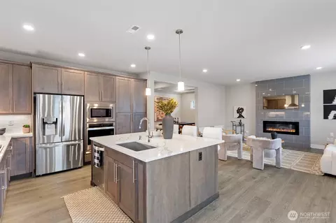Kitchen - 17715 2nd Ave W, Bothell, WA 98012 photo 4 of 4