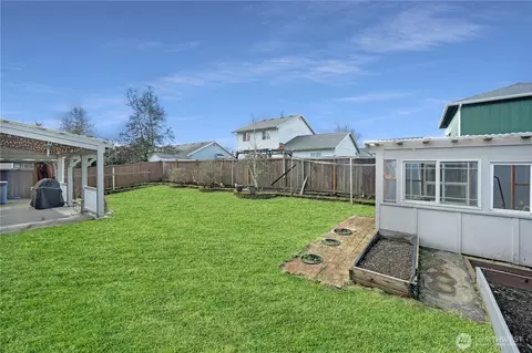 Exterior - 20208 87th Ave E, Spanaway, WA 98387 photo 7 of 9