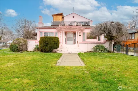 226 S 16th Ave, Yakima, WA 98902