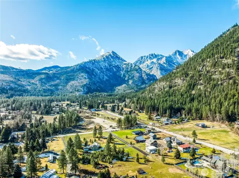 7754 E Leavenworth Rd, Leavenworth, WA 98826