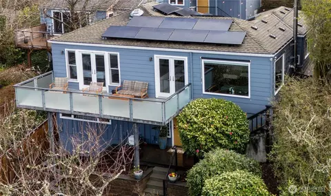5320 47th Ave SW, Seattle, WA 98136