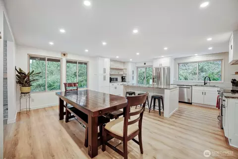 Kitchen - 38805 258th Ave SE, Enumclaw, WA 98022 photo 4 of 4
