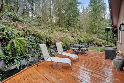 Exterior - 38805 258th Ave SE, Enumclaw, WA 98022 photo 8 of 16