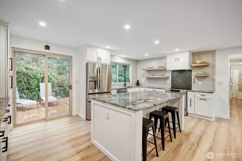 Kitchen - 38805 258th Ave SE, Enumclaw, WA 98022 photo 3 of 4