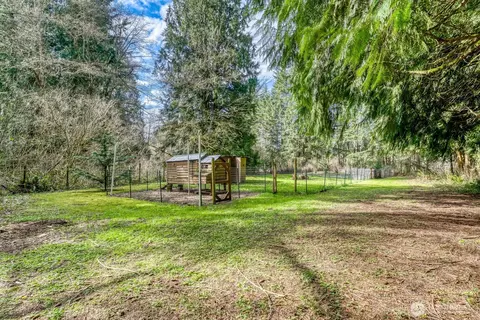 Exterior - 38805 258th Ave SE, Enumclaw, WA 98022 photo 11 of 16