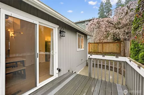 Exterior - 311 168th Pl SE, Bothell, WA 98012 photo 4 of 6