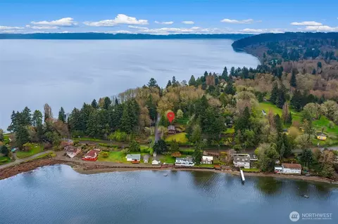 8121 SW 222nd Pl, Vashon, WA 98070