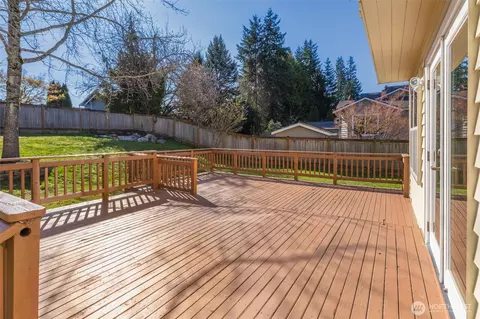 Exterior - 12327 44 Dr SE, Everett, WA 98208 photo 6 of 9