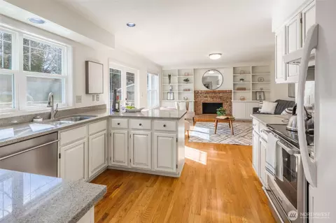 Kitchen - 12327 44 Dr SE, Everett, WA 98208 photo 1 of 2