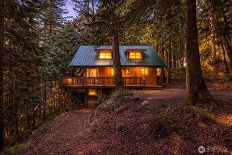 329 Sudden Valley Dr, Bellingham, WA 98229