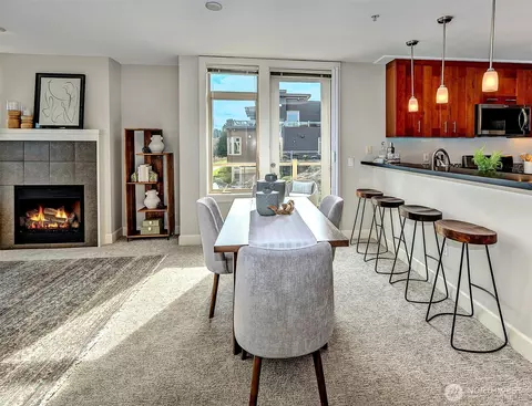 Dining - 61 Pine St #216, Edmonds, WA 98020 photo 1 of 1