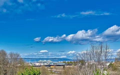 View/Area - 61 Pine St #216, Edmonds, WA 98020 photo 2 of 11