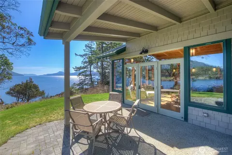 Exterior - 69 Myer S, Eastsound, WA 98245 photo 2 of 7