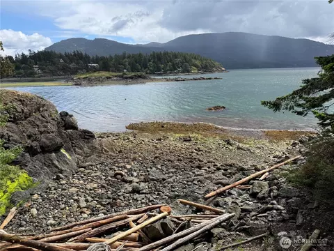 View/Area - 69 Myer S, Eastsound, WA 98245 photo 2 of 12