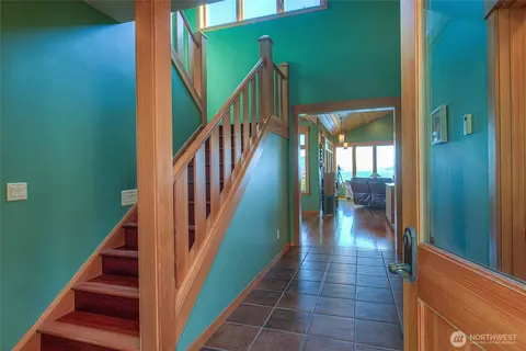 Entry Way - 69 Myer S, Eastsound, WA 98245 photo 1 of 2