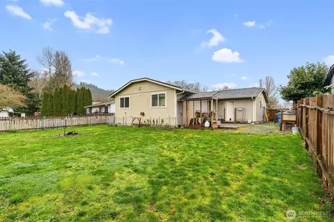 Exterior - 510 Brown St SE, Orting, WA 98360 photo 10 of 13