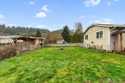 Exterior - 510 Brown St SE, Orting, WA 98360 photo 9 of 13