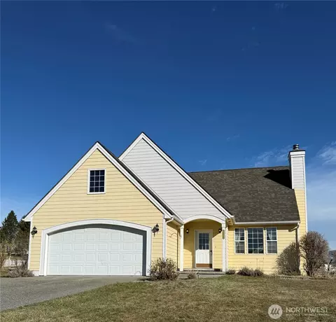 334 Omak River Rd, Omak, WA 98841