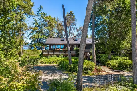 512 Broken Point Rd, Shaw Island, WA 98286