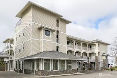 4823 Alderson Rd #207, Blaine, WA 98230
