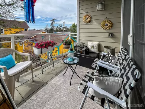 4823 Alderson Rd #207, Blaine, WA 98230