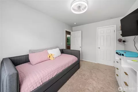 Bedroom - 20424 190th Ave E, Orting, WA 98360 photo 4 of 4