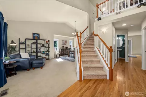 Entry Way - 20424 190th Ave E, Orting, WA 98360 photo 3 of 3
