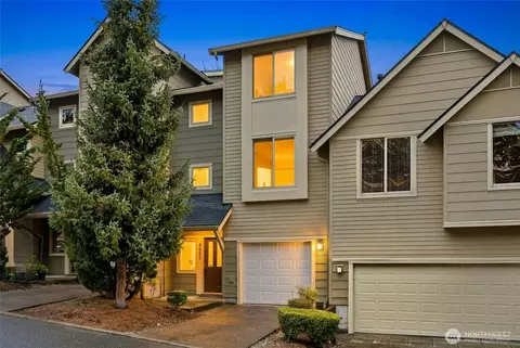 2062 NW Boulder Way Dr, Issaquah, WA 98027