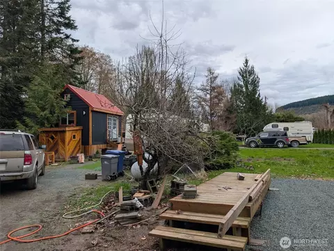 23557 Cove Rd, Sedro Woolley, WA 98284