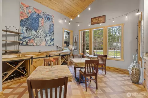 Dining - 40105 Highland Dr E, Roy, WA 98580 photo 2 of 2
