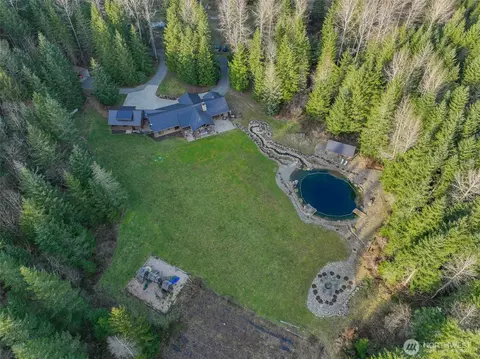Exterior - 40105 Highland Dr E, Roy, WA 98580 photo 7 of 10