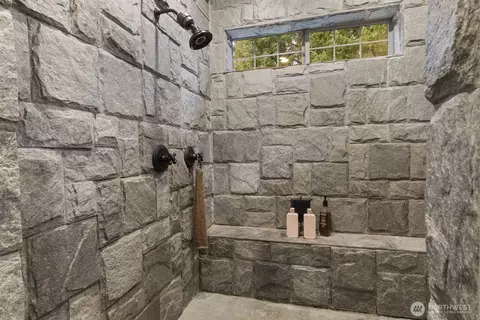 Bath - 40105 Highland Dr E, Roy, WA 98580 photo 1 of 6