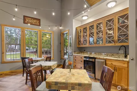 Dining - 40105 Highland Dr E, Roy, WA 98580 photo 1 of 2