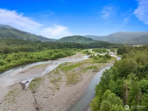 21 Drial Loop, Deming, WA 98244 photo 27