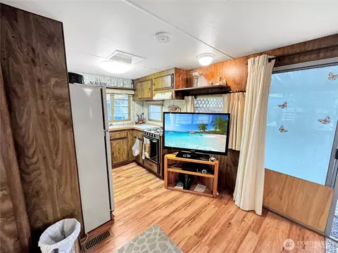 21 Drial Loop, Deming, WA 98244 photo 9