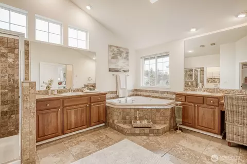 24013 22nd Ave W, Bothell, WA 98021 photo 9
