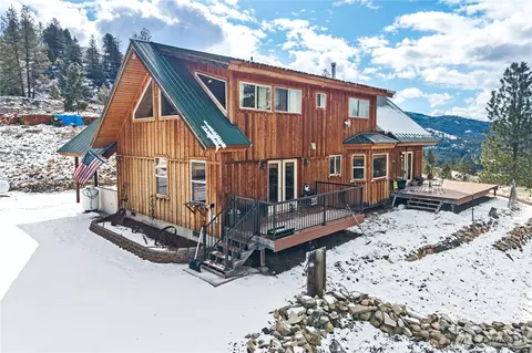 16 Smokey Mountain Rd, Republic, WA 99166