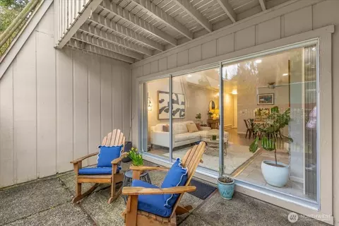 4807 180th St SW #E103, Lynnwood, WA 98037