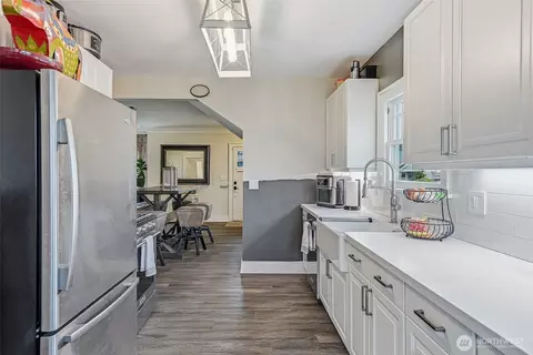 Kitchen - 3717 Wetmore Ave, Everett, WA 98201 photo 1 of 5